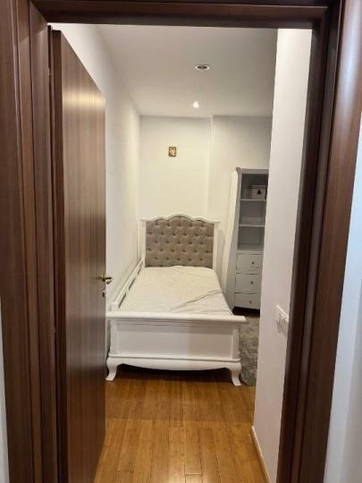Apartament 3 camere mobilat utilat + parcare, Domenii
