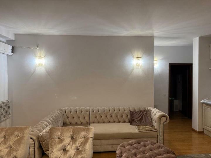 Apartament 3 camere mobilat utilat + parcare, Domenii