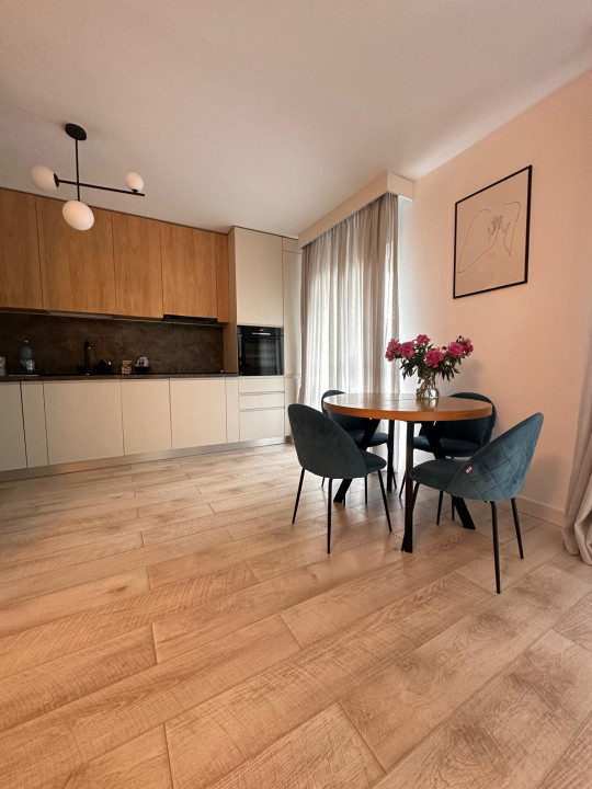 Apartament 3 camere, Parcului - zona Expozitie