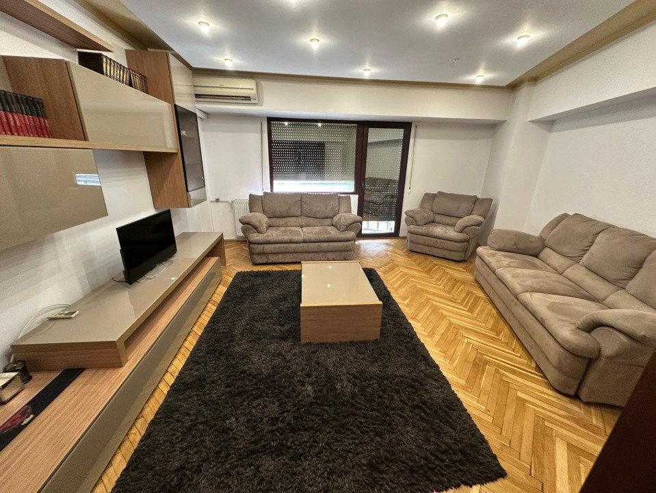 Apartament 3 camere, Piata Unirii