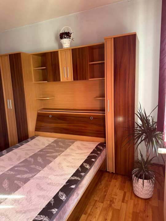 Apartament 3 camere, decomandat, Nerva Traian