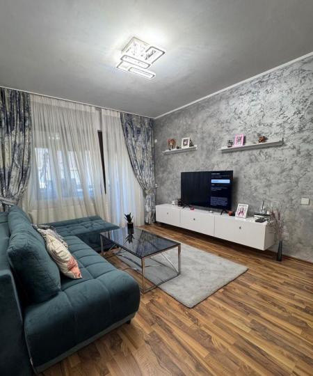 Apartament 2 camere, mobilat complet, Pod spatios și 3 balcoane, Urban Residence