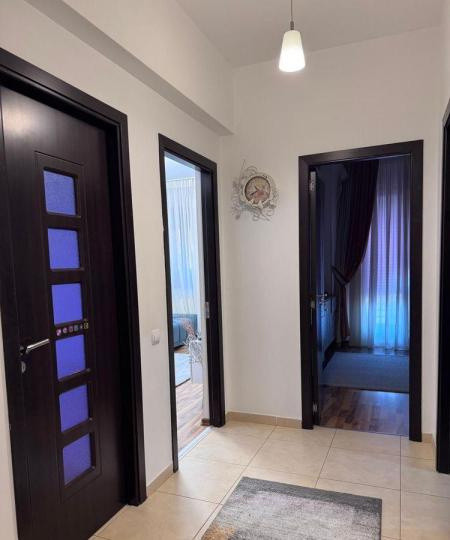 Apartament 2 camere, mobilat complet, Pod spatios și 3 balcoane, Urban Residence