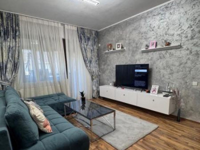 Apartament 2 camere, mobilat complet, Pod spatios și 3 balcoane, Urban Residence