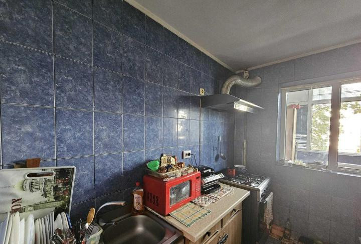 Apartament 3 camere, decomandat, Dristor