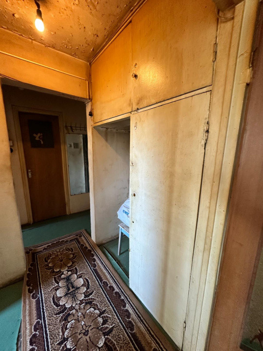 Apartament 2 camere, decomandat, bloc reabilitat – etaj 9/10