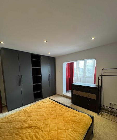 Apartament 3 camere de închiriat – Vitan, proaspăt renovat, 2 băi, mobilat