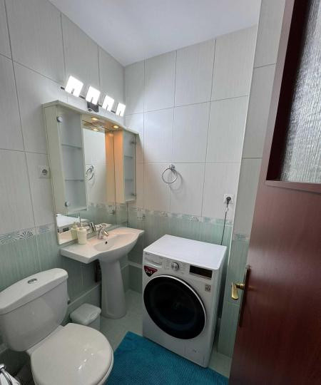Apartament 3 camere de închiriat – Vitan, proaspăt renovat, 2 băi, mobilat