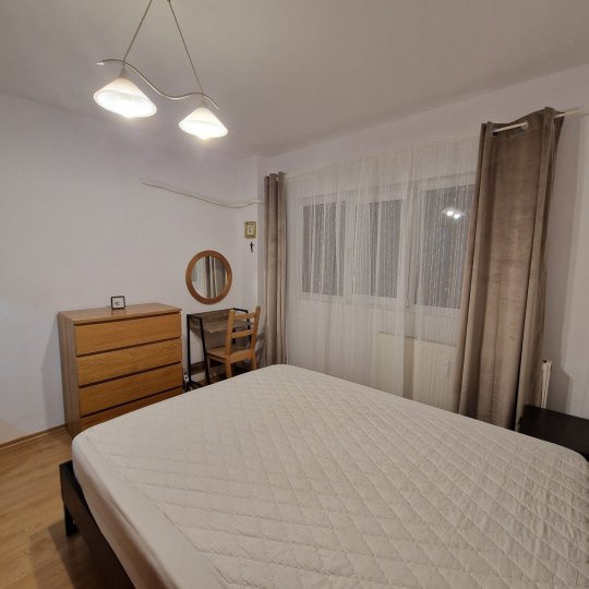 Apartament spațios 2 camere, decomandat, etaj 5 – Arena Națională