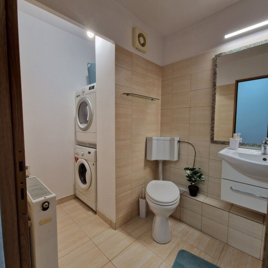 Apartament spațios 2 camere, decomandat, etaj 5 – Arena Națională
