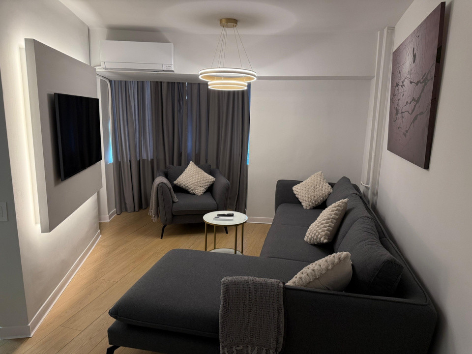 Apartament modern, 3 camere, ultracentral, vedere panoramică – Unirii
