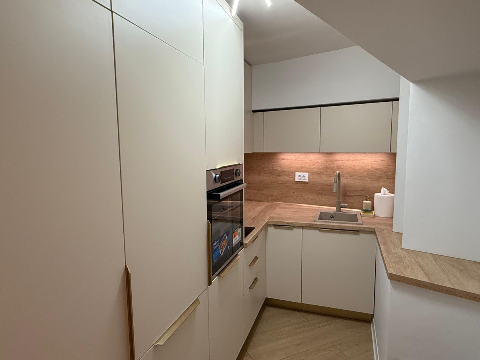 Apartament modern, 3 camere, ultracentral, vedere panoramică – Unirii