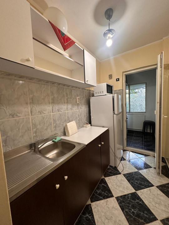 Garsoniera Lacul Tei/ Barbu Vacarescu