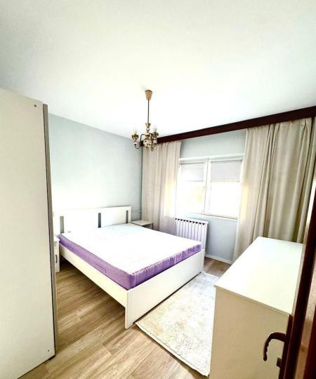 Apartament 3 camere, decomandat, Nerva Traian