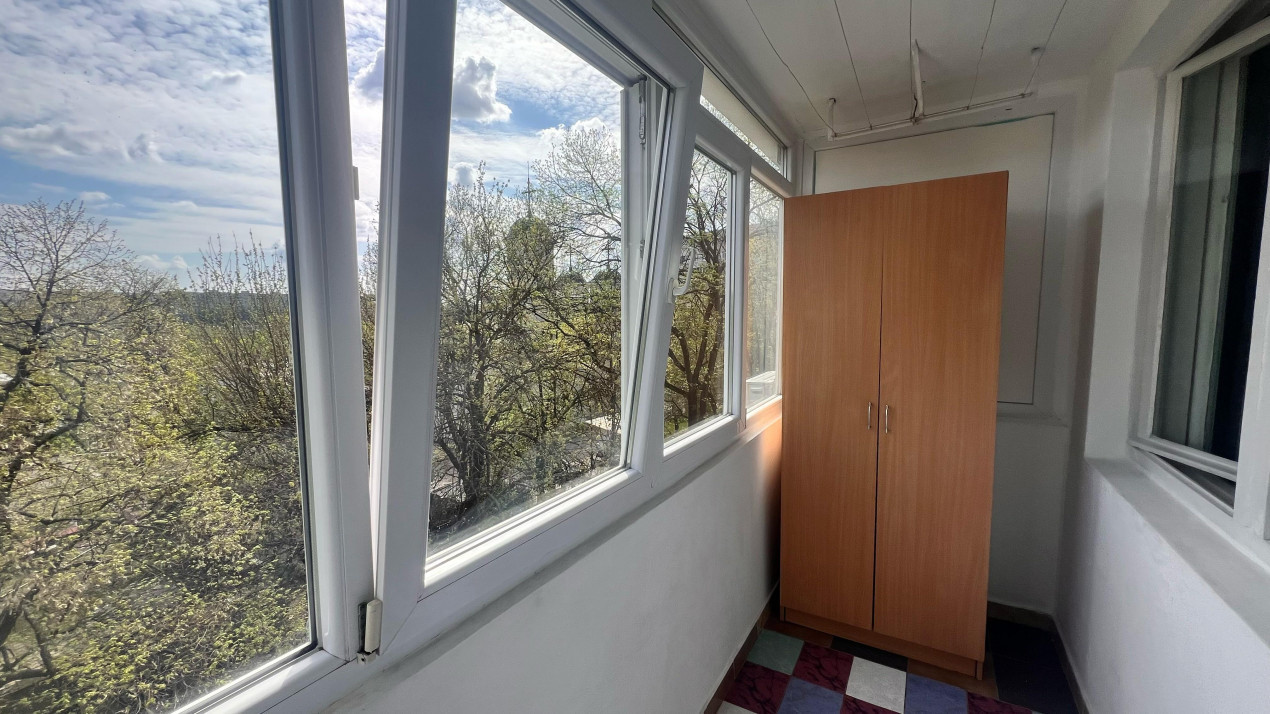 Apartament cu 2 camere, Titan