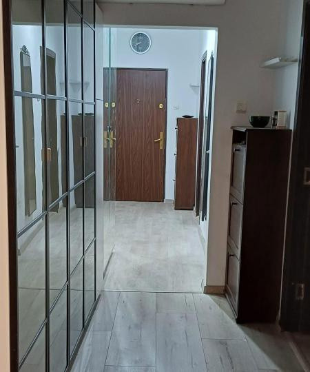 Apartament 4 camere, decomandat, Nerva Traian