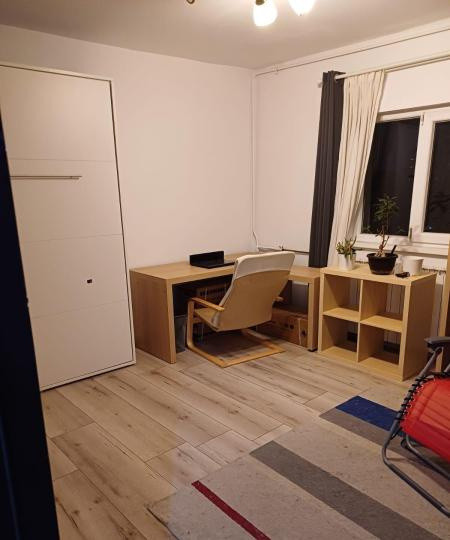 Apartament 4 camere, decomandat, Nerva Traian