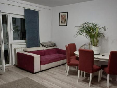 Apartament 4 camere, decomandat, Nerva Traian