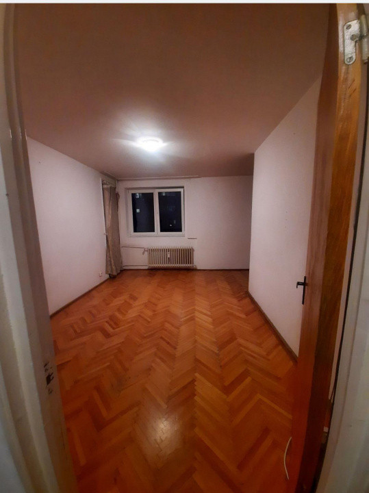 Apartament 2 camere, decomandat, Titan