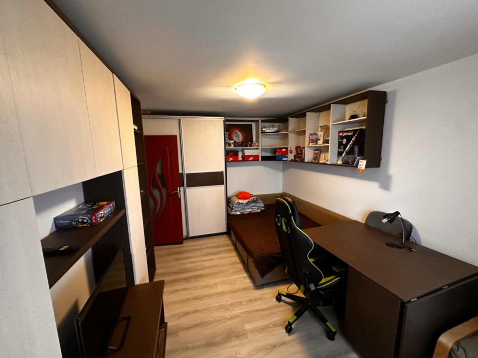 Apartament 2 camere decomandat, mobilat si utilat - Zona Piata Resita