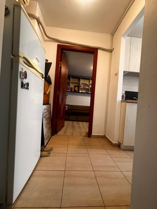 Apartament 2 camere decomandat, mobilat si utilat - Zona Piata Resita