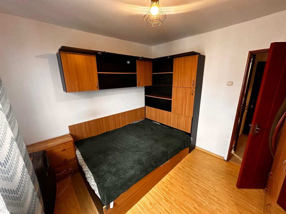 Apartament 2 camere decomandat, mobilat si utilat - Zona Piata Resita
