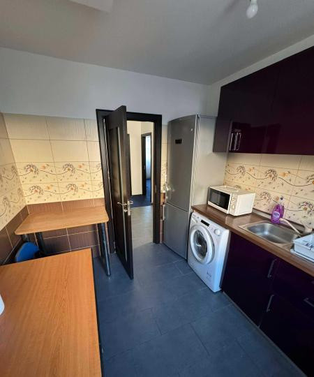 Apartament 4 camere, decomandat, 1 Decembrie 1918