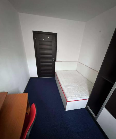 Apartament 4 camere, decomandat, 1 Decembrie 1918