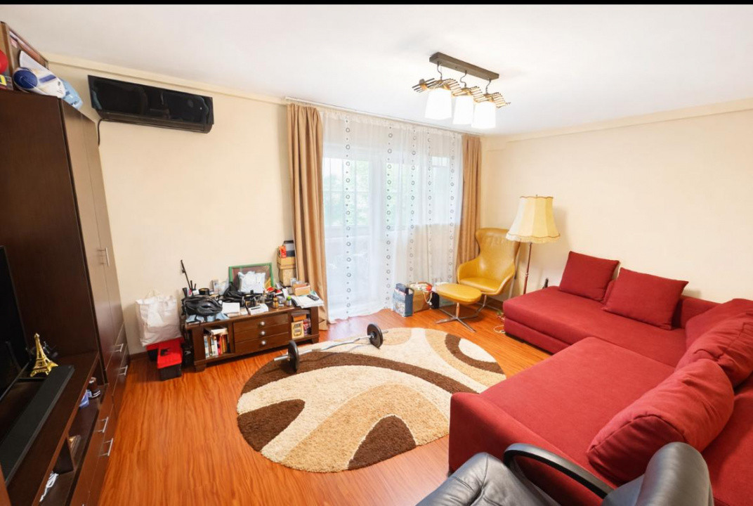 Apartament de 2 camere, decomandat, Aviației