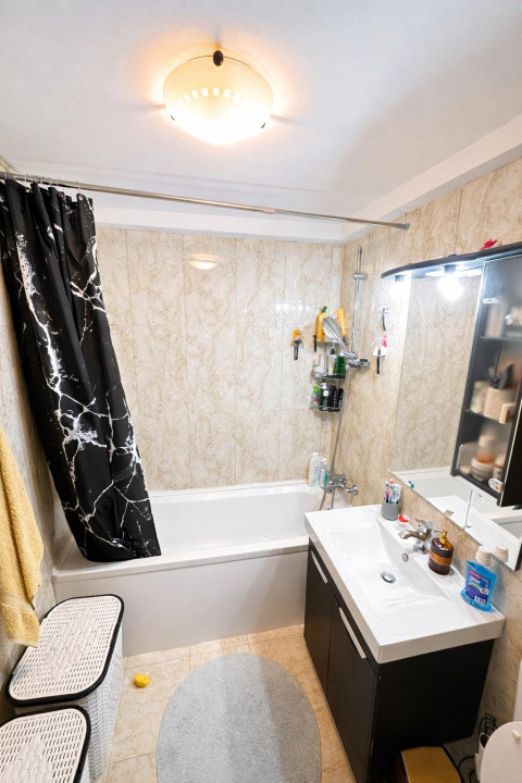 Apartament de 2 camere, decomandat, Aviației