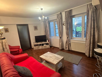 Apartament 2 camere de închiriat –Universitate