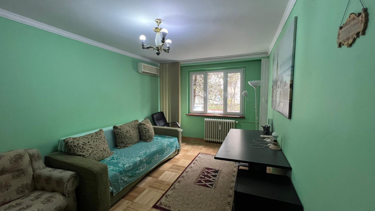 Apartament 3 camere, decomantad, Dristor - Str Racari