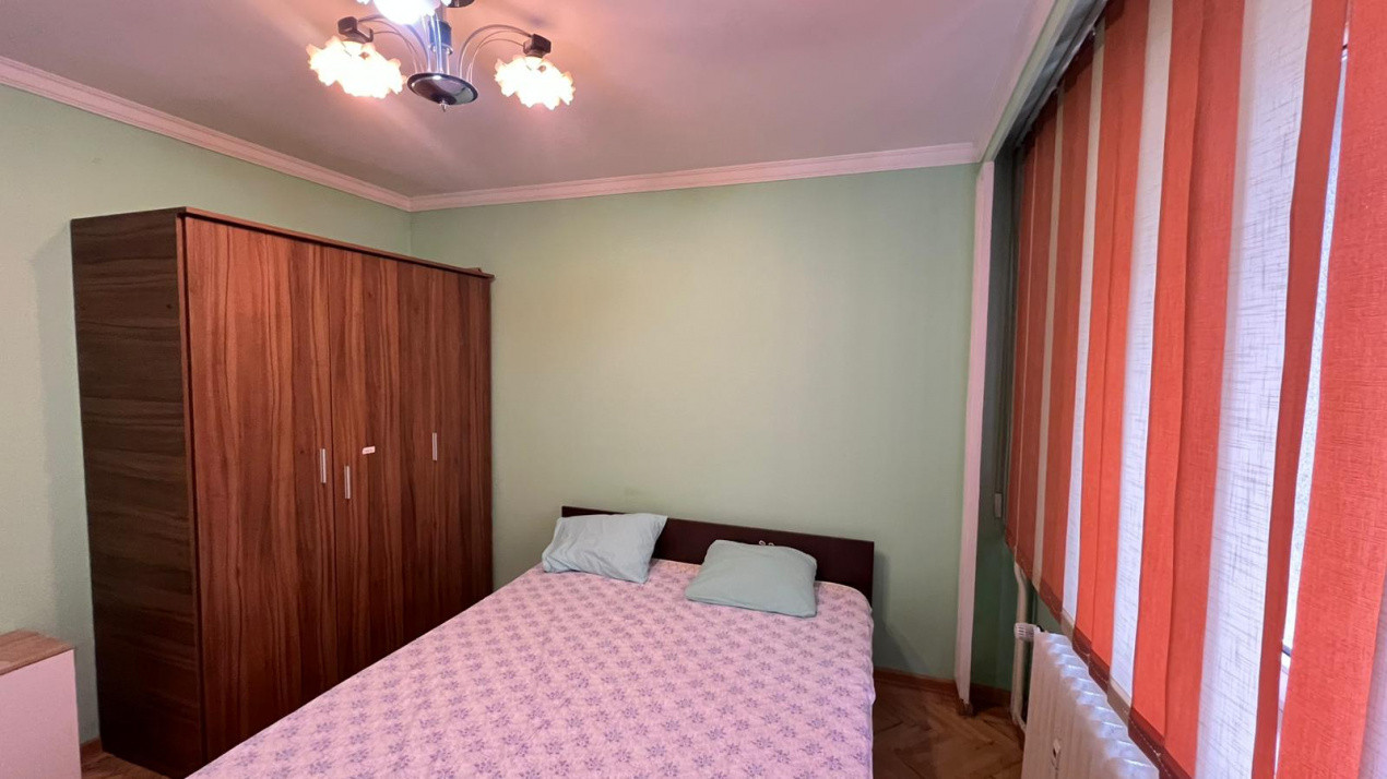 Apartament 3 camere, decomantad, Dristor - Str Racari