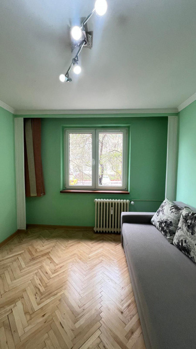 Apartament 3 camere, decomantad, Dristor - Str Racari