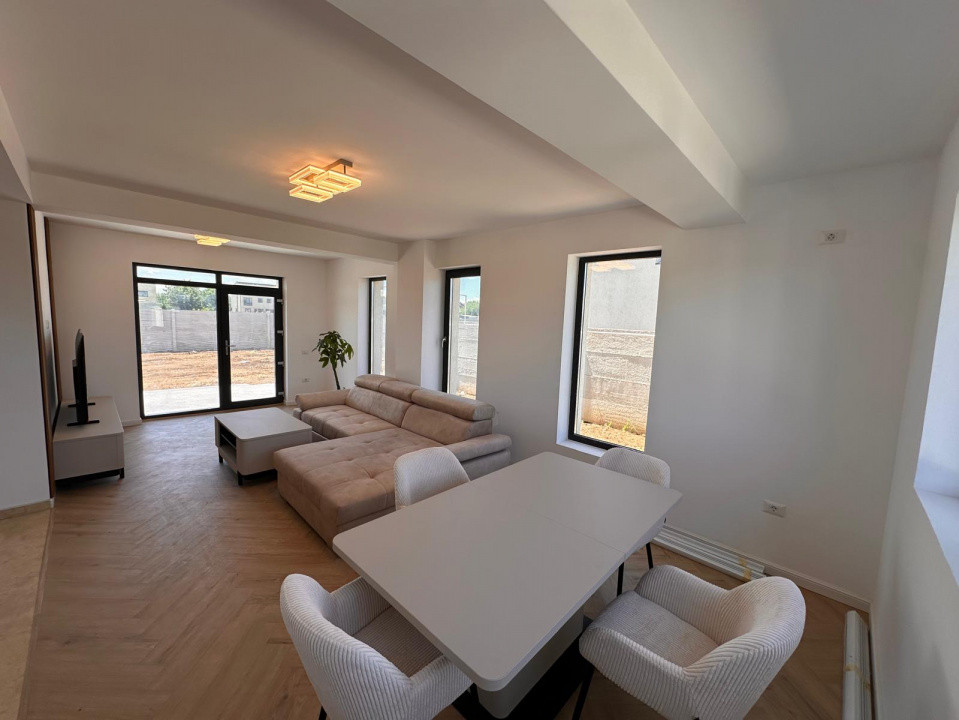 Vila individuală, 4 camere, 3 bai, teren 440 mp, Comuna Berceni