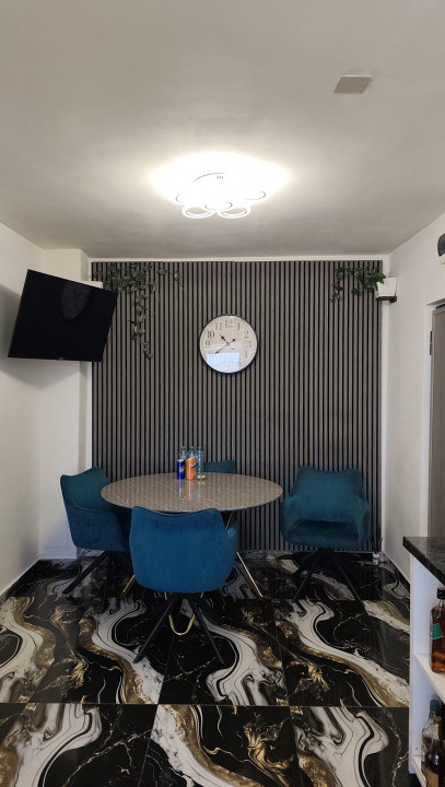 Apartament de vanzare 2 camere transformt in 3, zona linistita