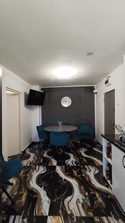 Apartament de vanzare 2 camere transformt in 3, zona linistita