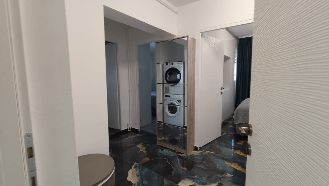Apartament de vanzare 2 camere transformt in 3, zona linistita