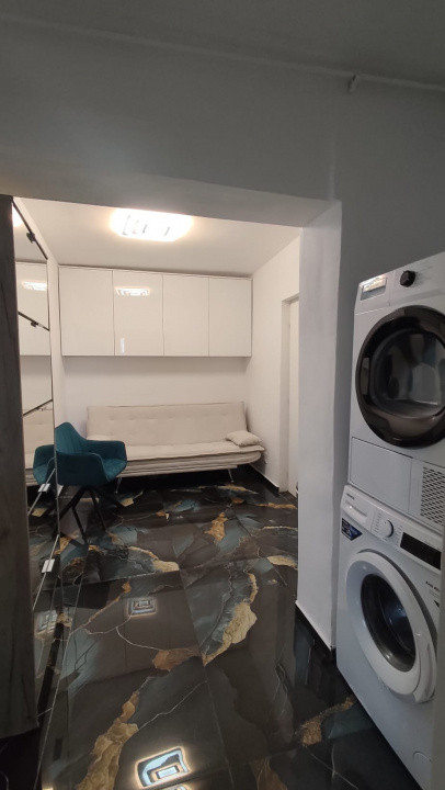 Apartament de vanzare 2 camere transformt in 3, zona linistita