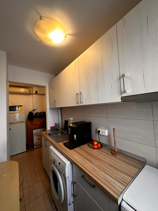 Apartament 2 camere decomandat, mobilat și utilat - Zona Piața Reșița