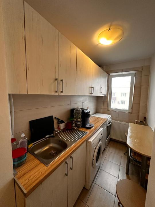 Apartament 2 camere decomandat, mobilat și utilat - Zona Piața Reșița