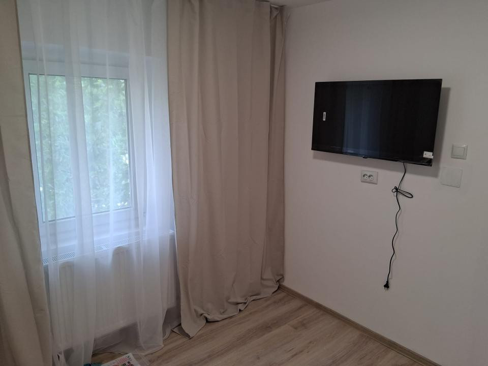 Apartament 2 camere, modernizat complet, gata de mutare!