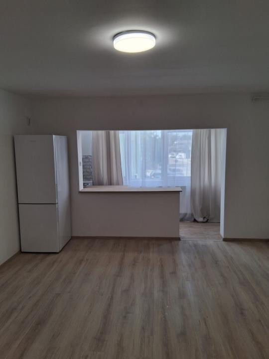Apartament 2 camere, modernizat complet, gata de mutare!