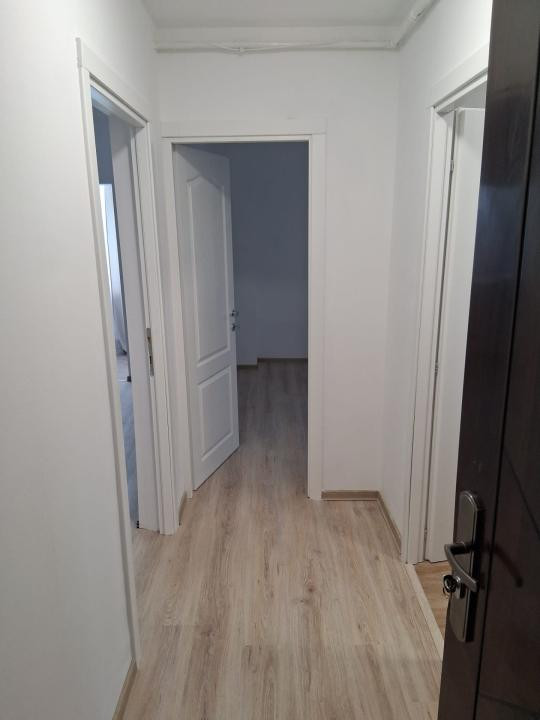 Apartament 2 camere, modernizat complet, gata de mutare!