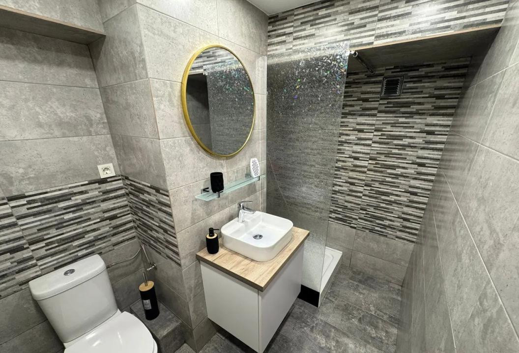 Apartament 2 camere, decomandat, Bd. Unirii