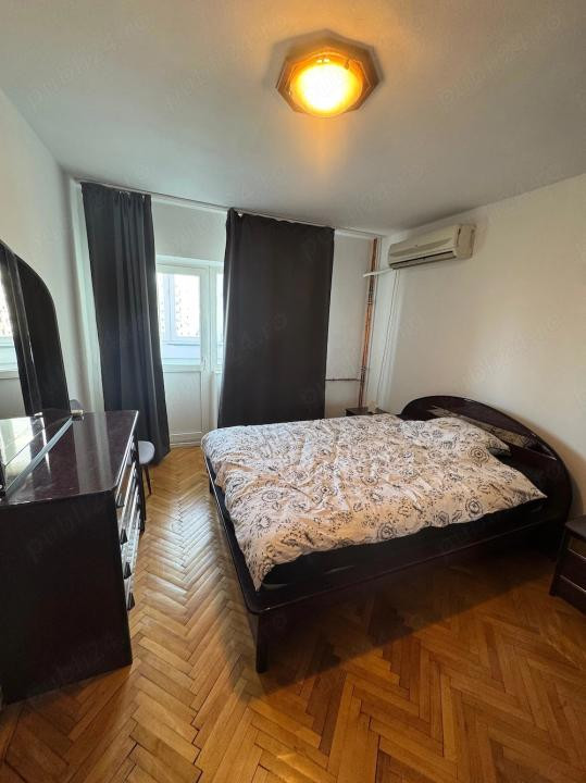 Apartament 3 Camere Decomandat, 84 mp, 2 Băi, 2 Balcoane, Bloc 1995