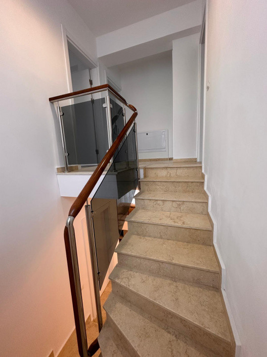 CASĂ INDIVIDUALĂ NOUĂ | 4 Camere | Teren 440 mp | Finisaje Premium