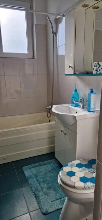 Apartament 2 camere, zona Uranus/5 min pe jos Palatul Parlamentului