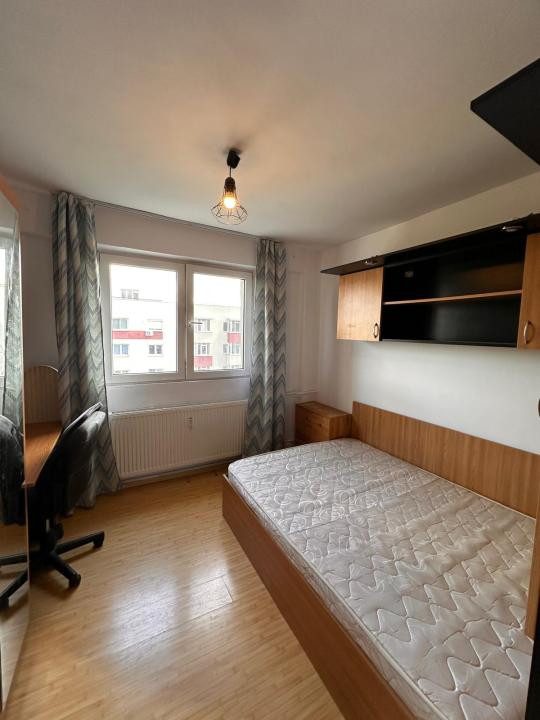 Apartament 2 camere decomandat, mobilat și utilat - Zona Piața Reșița