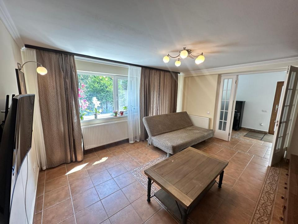 Apartament în vilă | 120 mp + curte 100 mp | Parter | Otopeni